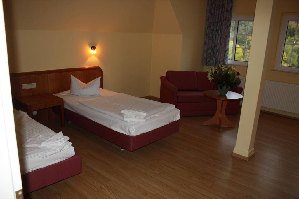 Hotel Stubenberg Gernrode  Pokój zdjęcie